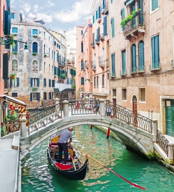 Cheap Business Class and First Class Flights to Venice from USA